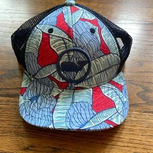 Vineyard Vines Kids trucker hat - EUC
